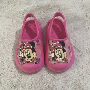 Disney Minnie Mouse shoes. Toddler size 7/8